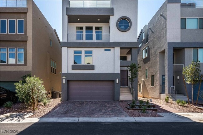 8115 Carpenter Creek Ave