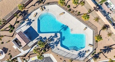 2805 Beacon Rock Dr in Laughlin, NV - Building Photo - Building Photo