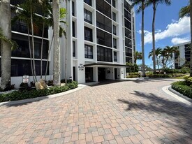 7738 Lakeside Blvd in Boca Raton, FL - Building Photo