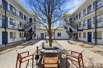 Courtyard at Cherry Creek in Denver, CO - Building Photo - Building Photo