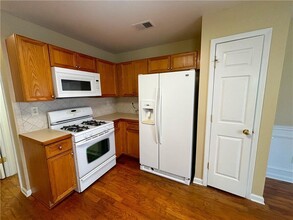 7888 The Lakes Point in Fairburn, GA - Building Photo - Building Photo