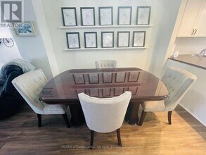 268 Meadowbreeze Dr in Ottawa, ON - Building Photo - Building Photo