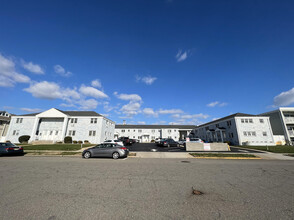 104 5th Ave Belmar in Belmar, NJ - Foto de edificio - Building Photo