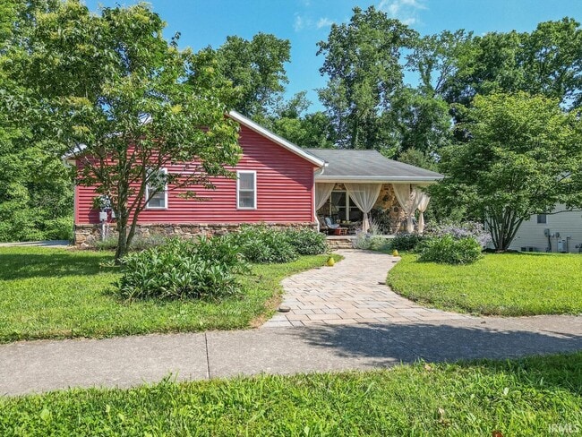 1106 W Countryside Ln in Bloomington, IN - Building Photo - Building Photo