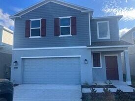 6412 DOMIZIO Dr in Cypress Gardens, FL - Building Photo