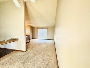 16853 Browne St in Omaha, NE - Building Photo - Building Photo