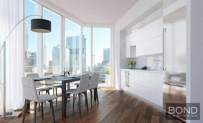 222 E 44th St in New York, NY - Building Photo - Building Photo