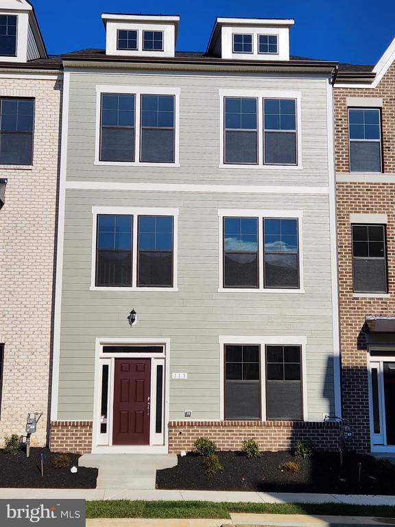 113 Beatson St