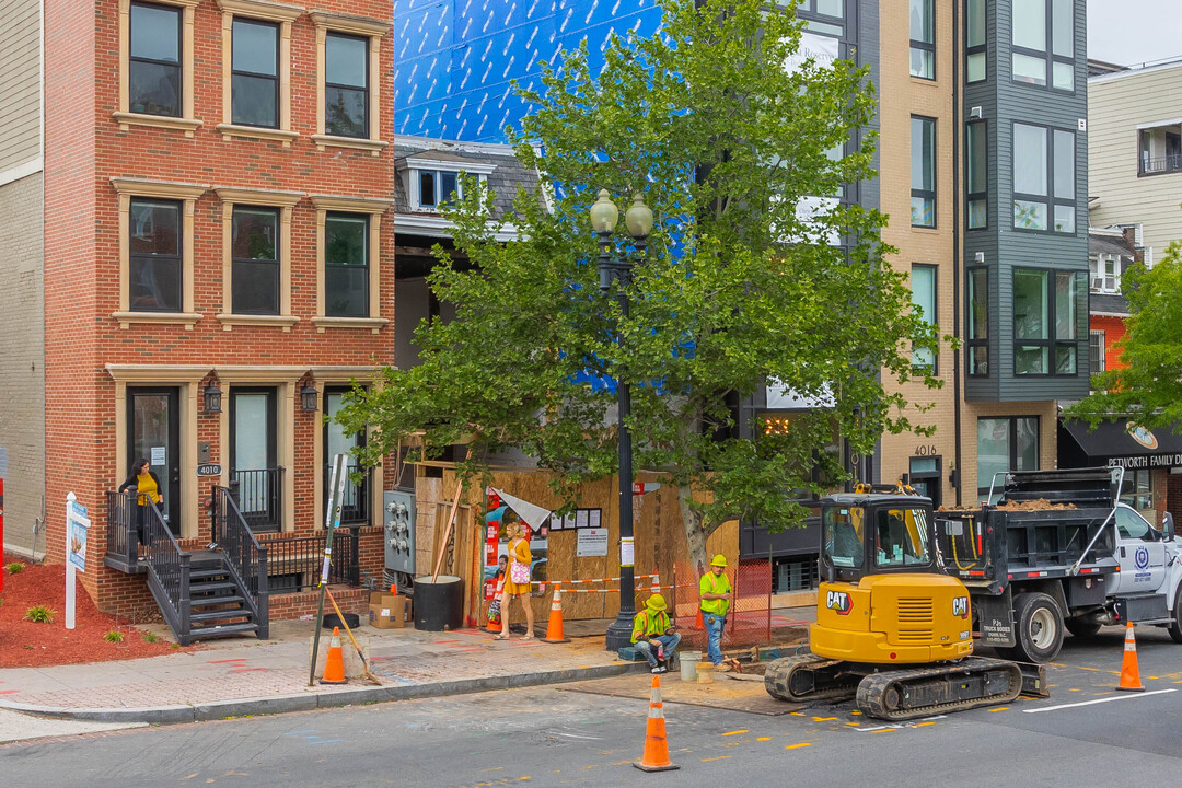 4012 Georgia Ave NW in Washington, DC - Foto de edificio