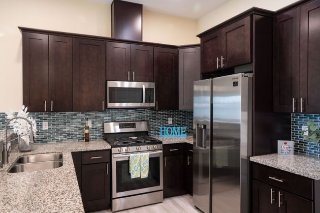 2291 Dunlop St, Unit 21 in San Diego, CA - Building Photo - Building Photo