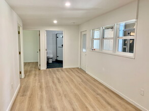 1226 St Louis Dr in Honolulu, HI - Building Photo - Building Photo