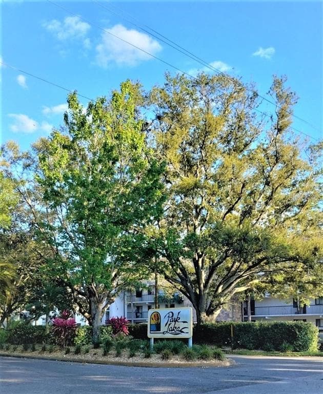 property at 2085 Isle Royal Ct SE