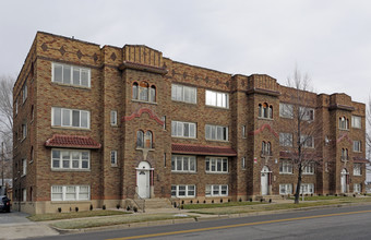 Foxmoor in Ogden, UT - Building Photo - Building Photo