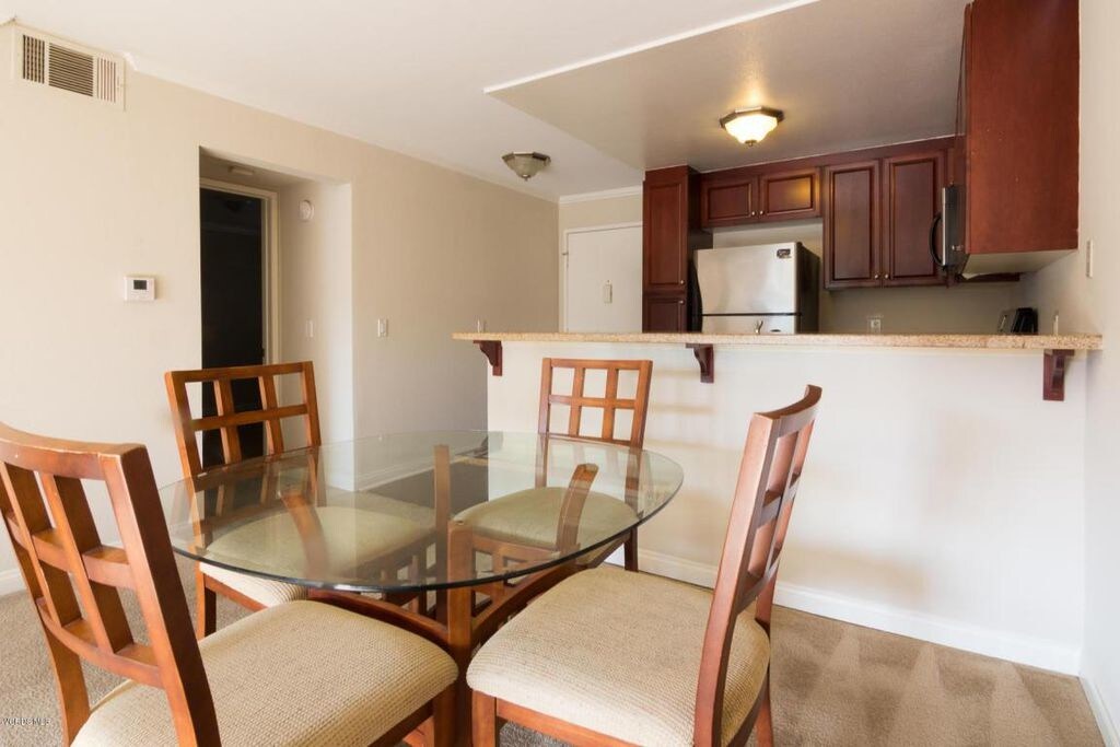 5510 Owensmouth Ave-Unit -209 in Los Angeles, CA - Building Photo