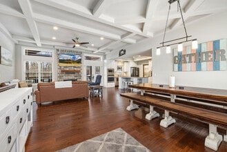 1906 Almand Dr, Unit SI ID1369206P in Bentonville, AR - Foto de edificio - Building Photo