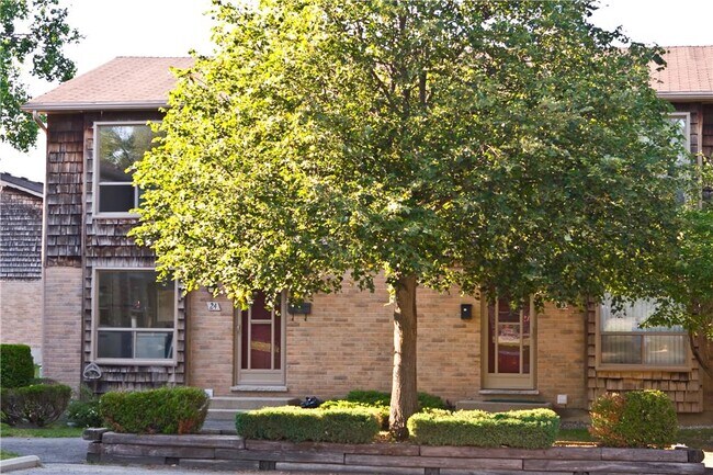 295 Briarhill Av in London, ON - Building Photo - Building Photo