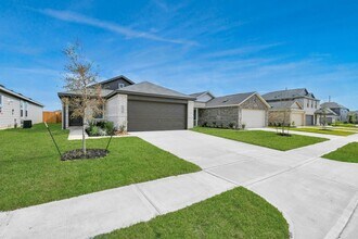 21518 Cottonwood Mdws Trl in Waller, TX - Building Photo - Building Photo