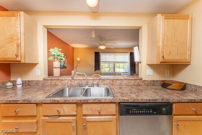 3344 N Key Dr in North Fort Myers, FL - Building Photo - Building Photo