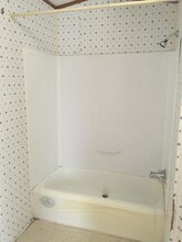 54 Willowbrook Ct in Martindale, TX - Building Photo - Building Photo