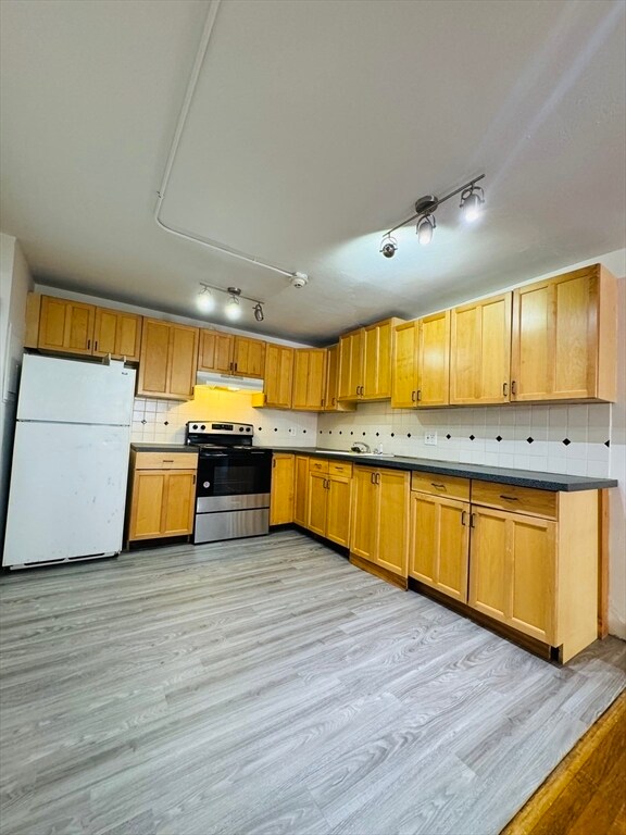 70 Jamaicaway, Unit 8 in Boston, MA - Building Photo - Building Photo