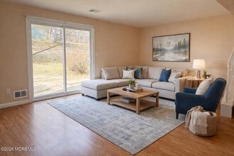 1 Max Pl in Howell, NJ - Building Photo - Building Photo