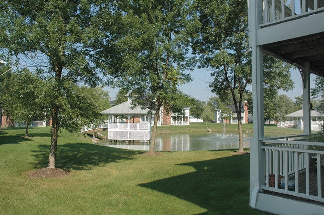 1185 Youngs Rd, Unit H in Buffalo, NY - Building Photo - Building Photo