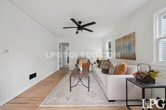 2736 Northwood Ave in Toledo, OH - Building Photo - Building Photo