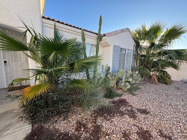 2952 Desierto Verde in Bullhead City, AZ - Building Photo