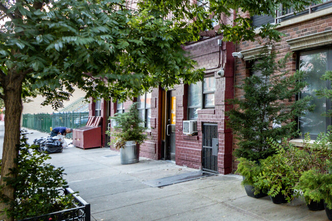 CLARION UPTOWN LOFTS in New York, NY - Foto de edificio - Building Photo