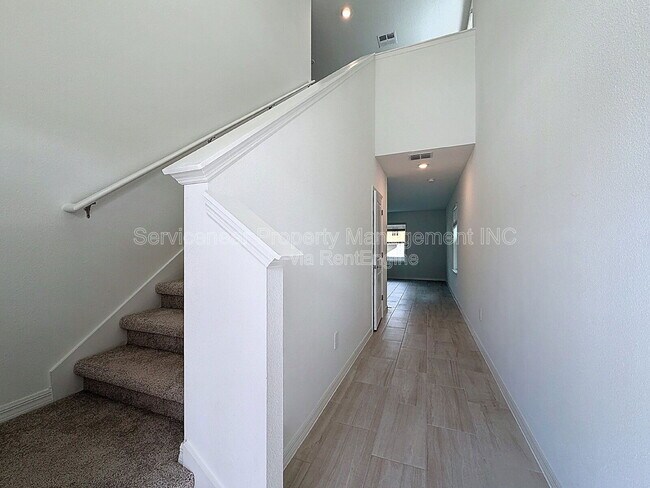 11267 Flourish Dr. in Land O Lakes, FL - Building Photo - Building Photo