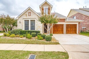 2210 Eagles Nest Dr in Euless, TX - Building Photo