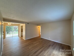 2610 Park Rd in Charlotte, NC - Building Photo - Building Photo