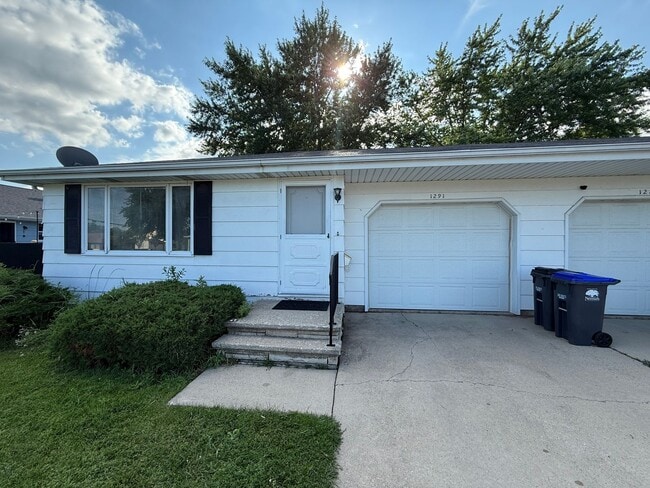 property at 1289-1291 Meadow Ln
