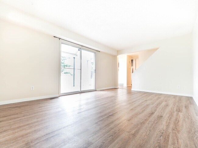 Southview Gardens in Edmonton, AB - Building Photo - Building Photo