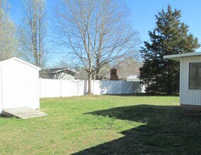 880 Vine Ridge Ave in Cookeville, TN - Foto de edificio - Building Photo