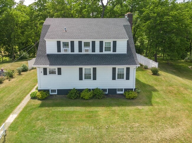 426 Spook Rock Rd in Hudson, NY - Building Photo - Building Photo