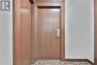 181 Village Green Square in Toronto, ON - Building Photo - Building Photo