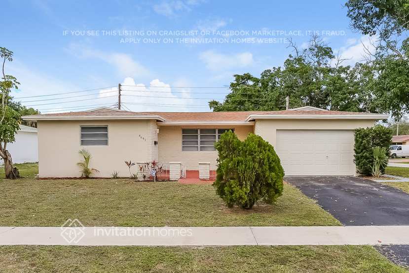 4641 NW 7th Dr in Plantation, FL - Building Photo