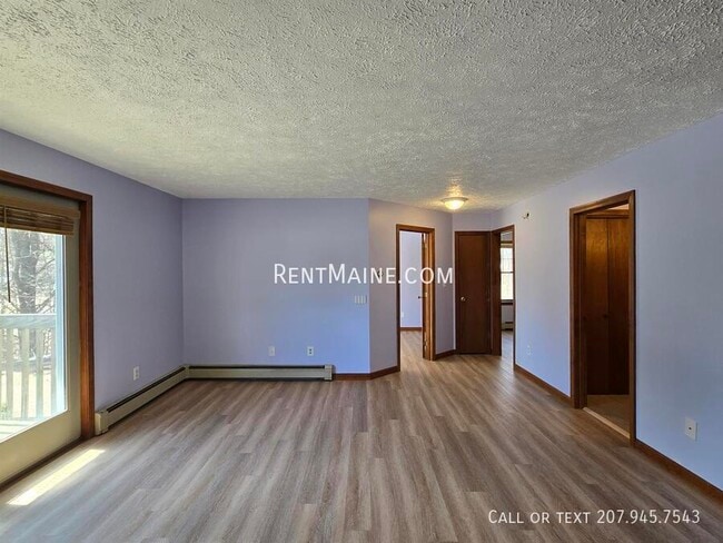 10 Hartley St in Lewiston, ME - Building Photo - Building Photo