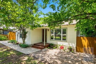1604 Sanchez St in Austin, TX - Building Photo