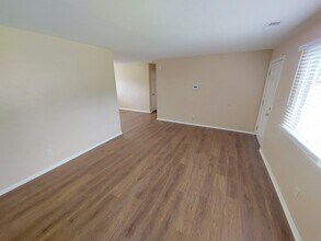 329 Bernice Pl in Virginia Beach, VA - Building Photo - Building Photo