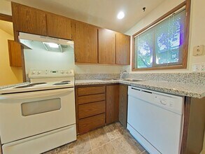 1465 NW Division St in Corvallis, OR - Building Photo - Building Photo