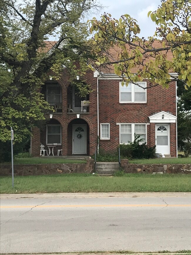 542 N Broadway Ave, Unit 542