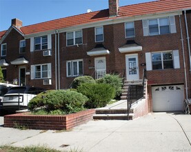 47-29 215th St in Queens, NY - Building Photo - Building Photo