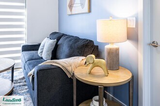 1155 NE 126th St in North Miami, FL - Foto de edificio - Building Photo