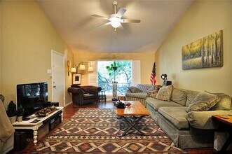 11400 Park Central Pl in Dallas, TX - Building Photo - Building Photo