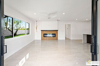 2435 Wayne Rd in Palm Springs, CA - Building Photo - Building Photo