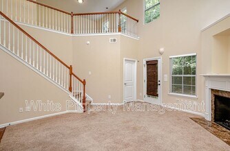 5517 Tipperlinn Way in Charlotte, NC - Foto de edificio - Building Photo