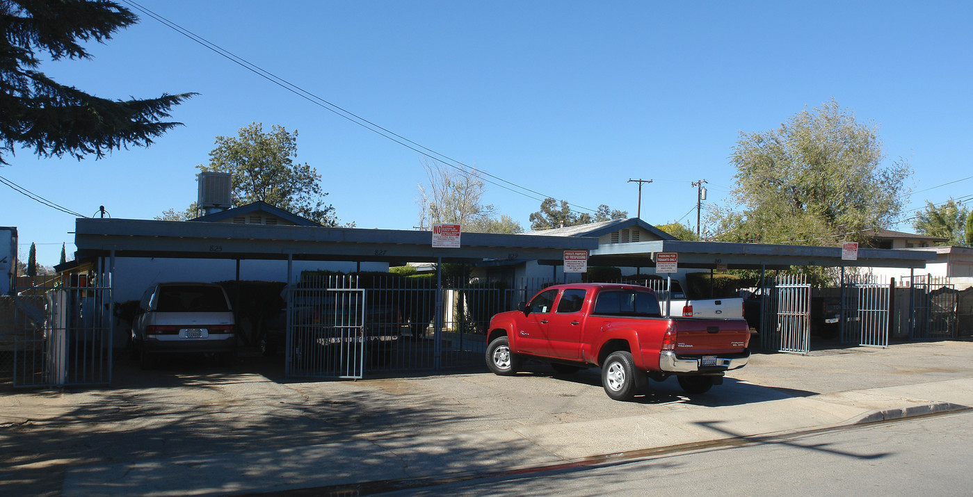 841 Cherry Ave in Beaumont, CA - Building Photo