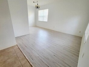 412 Summerlyn Dr in Valrico, FL - Building Photo - Building Photo